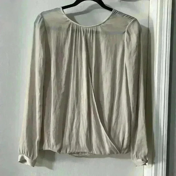 Vince Women's Cross-Front Draped Blouse - Picture 3 of 10